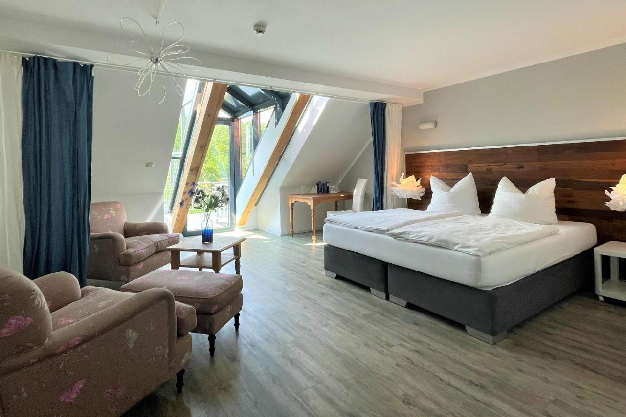 Hotel Wasserschloss Mellenthin Extérieur photo
