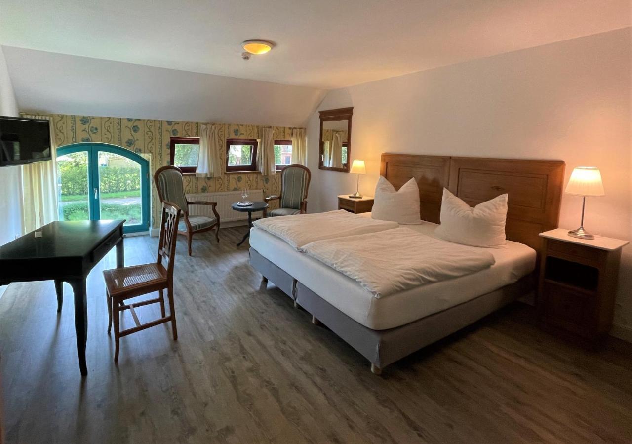 Hotel Wasserschloss Mellenthin Extérieur photo
