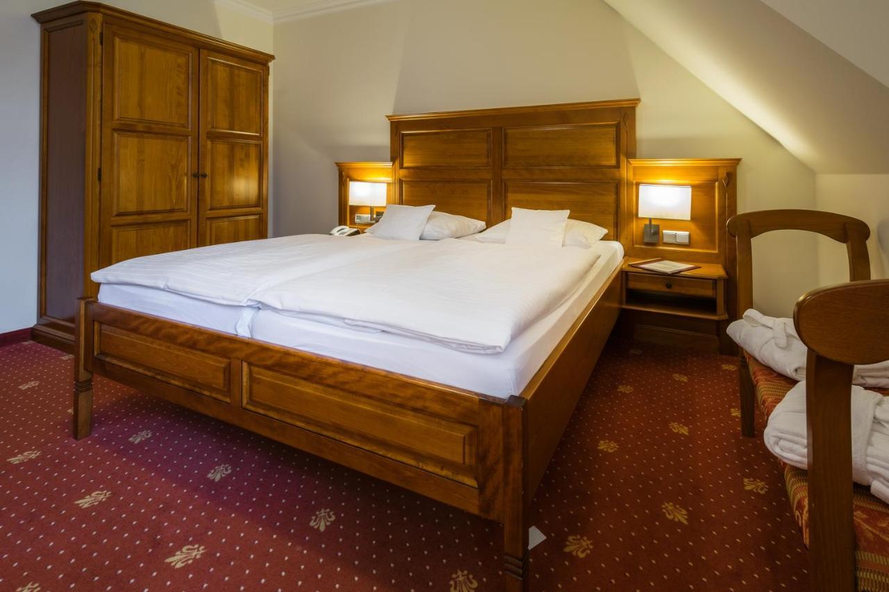Hotel Wasserschloss Mellenthin Extérieur photo