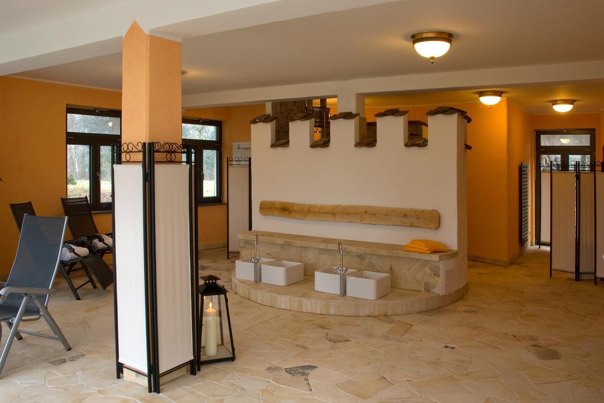 Hotel Wasserschloss Mellenthin Extérieur photo