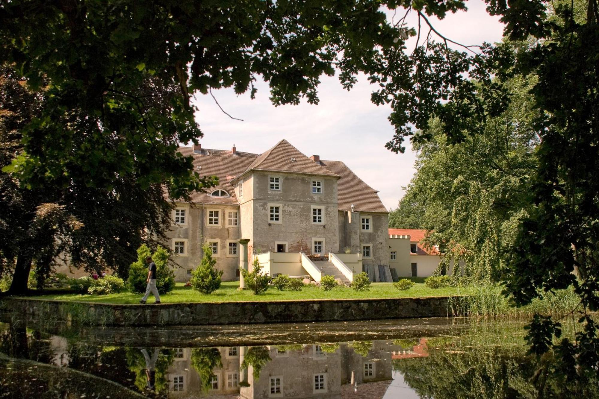 Hotel Wasserschloss Mellenthin Extérieur photo